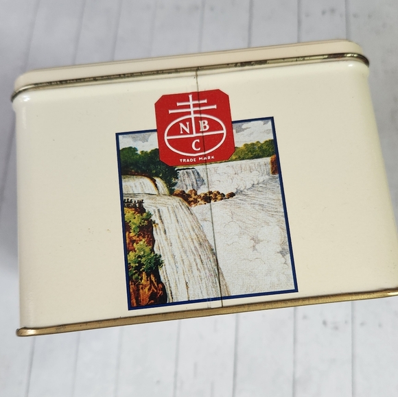 Vintage National Bisquit Shredded Wheat Collector Tin - Picture 5 of 8